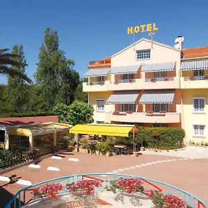 Hotel Logis L'esterella ***